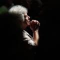 От старческого слабоумия женщин спасет молитва