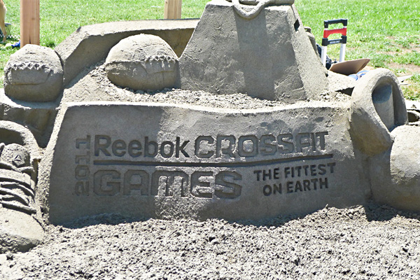 Reebok и CrossFit создают самую большую и самую длинную в мире трехмерную живопись 