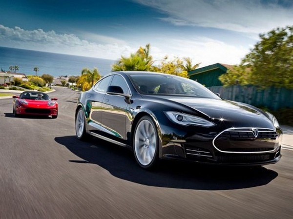 Tesla Model S Sedan