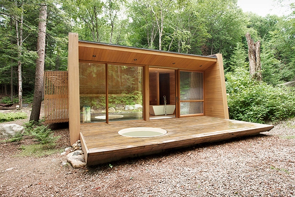Всесезонный дом для отдыха в лесу.