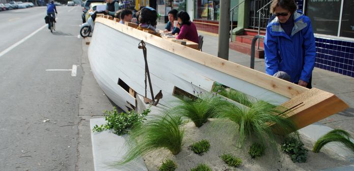 «Parklets» на тротуарах Сан-Франциско