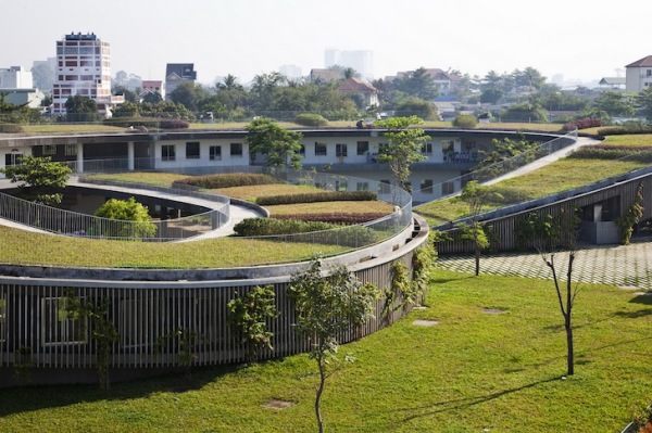 Детский сад с крышей-огородом