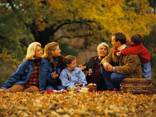 Осенний пикник - прекрасные выходные для всей семьи