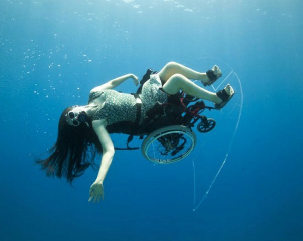 Делая возможности безграничными: дайвинг в инвалидном кресле