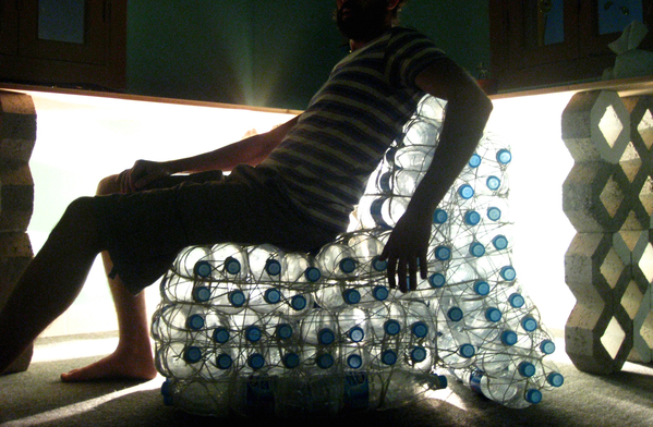 Творческий подход к переработке пластиковых бутылок