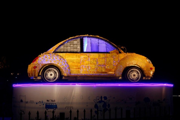 Золотой Volkswagen от Hari