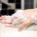 Медики предложили эффективный способ мытья рук